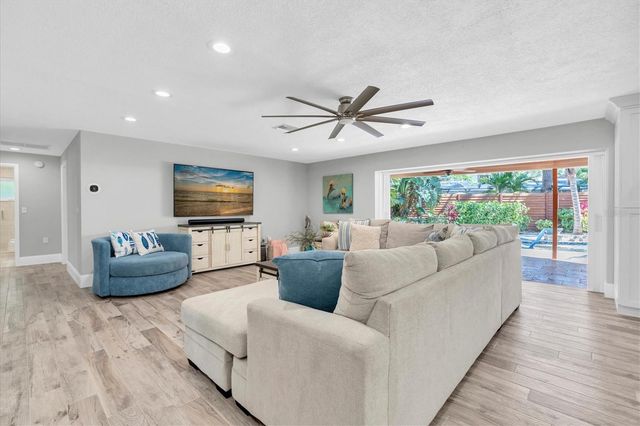 7587 132ND WAY, Seminole, FL 33776