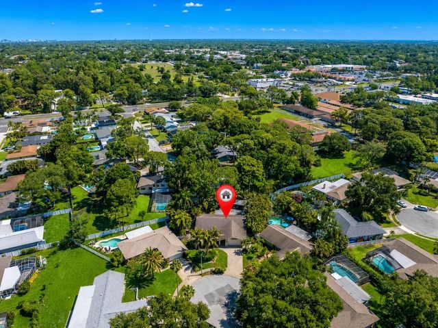 7587 132ND WAY, Seminole, FL 33776