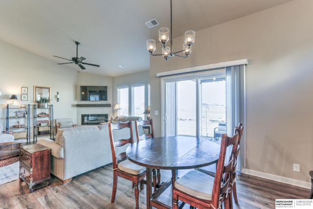 6406 S 213 Street, Elkhorn, NE 68022