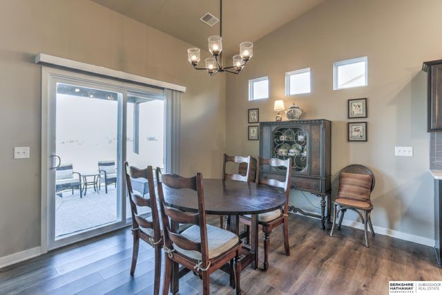 6406 S 213 Street, Elkhorn, NE 68022