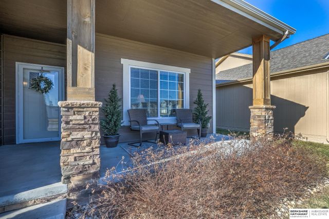 6406 S 213 Street, Elkhorn, NE 68022