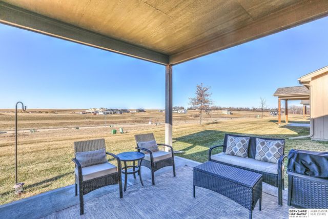 6406 S 213 Street, Elkhorn, NE 68022