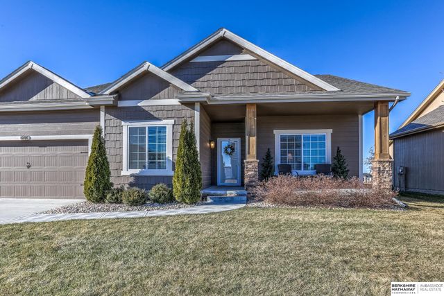 6406 S 213 Street, Elkhorn, NE 68022
