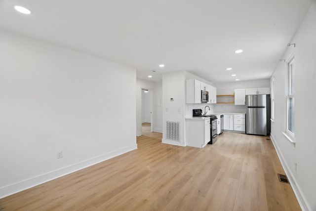 200 Prince Ave, Nashville, TN 37207