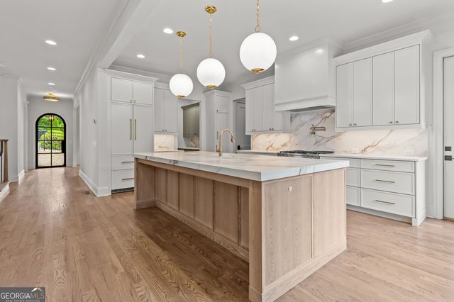 29 E Park Street, Buford, GA 30518
