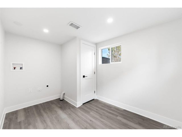 7625 W 23rd Pl, Lakewood, CO 80214