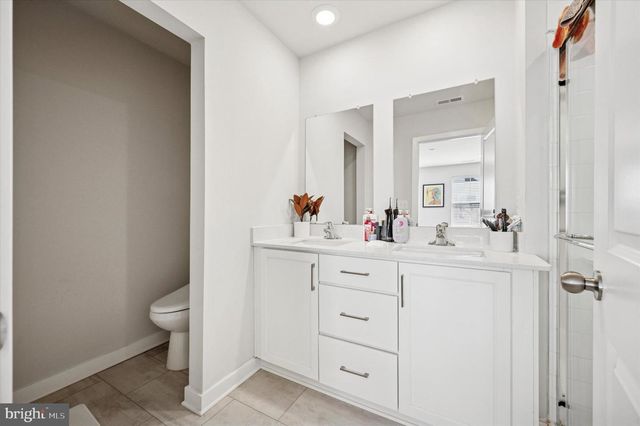 7 KUSY TER, Bridgeport, PA 19405