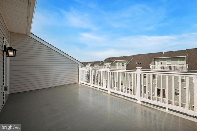 7 KUSY TER, Bridgeport, PA 19405