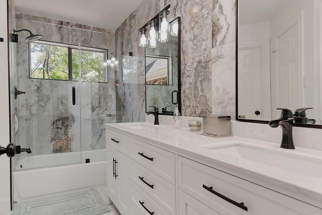 38 Southgate Drive, The Woodlands, TX 77380