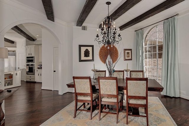 38 Southgate Drive, The Woodlands, TX 77380