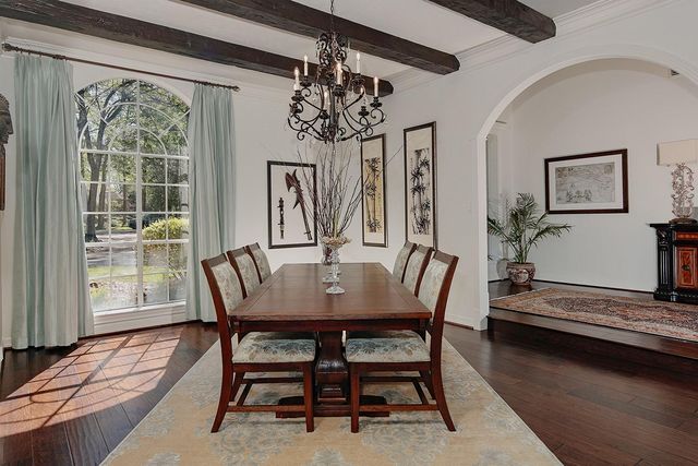 38 Southgate Drive, The Woodlands, TX 77380