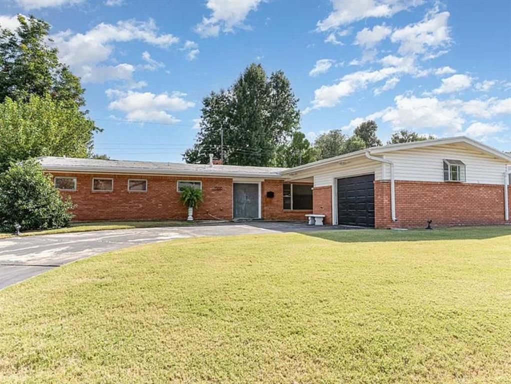 2608 Kings Way, Oklahoma City, OK 73120