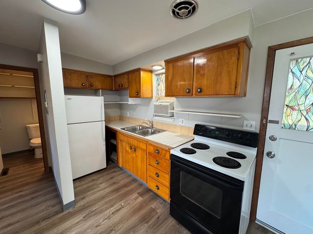 2012 N Park Rd, Spokane Valley, WA 99212