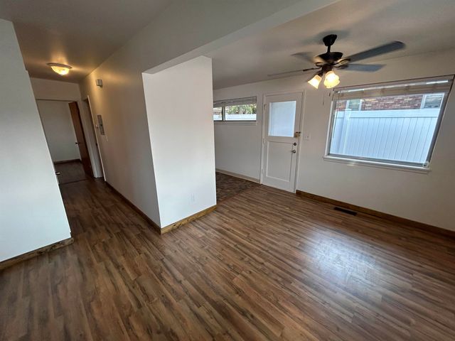 2012 N Park Rd, Spokane Valley, WA 99212
