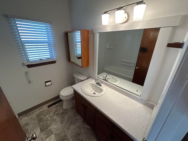 2012 N Park Rd, Spokane Valley, WA 99212