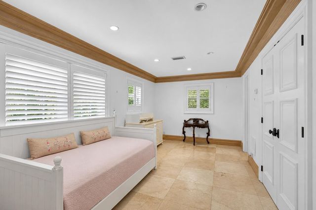 1030 Arabian Drive, Loxahatchee, FL 33470