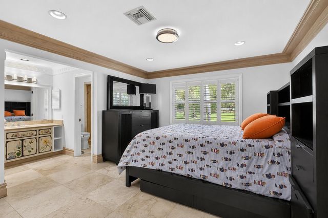 1030 Arabian Drive, Loxahatchee, FL 33470