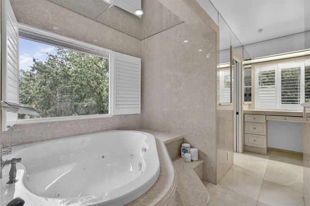 1030 Arabian Drive, Loxahatchee, FL 33470