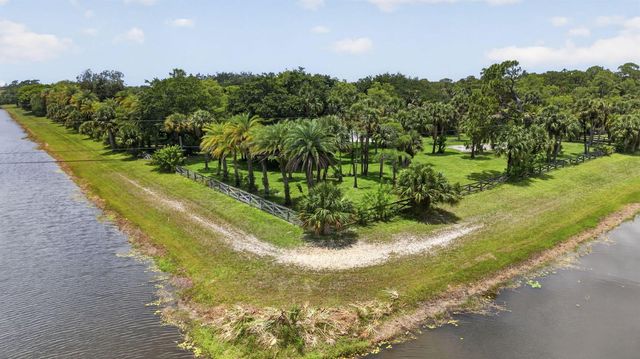 1030 Arabian Drive, Loxahatchee, FL 33470