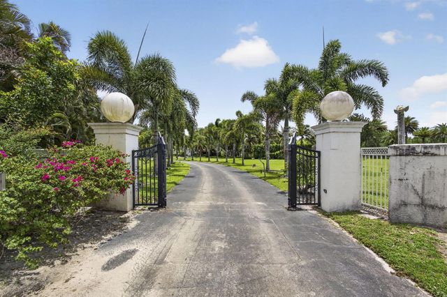 1030 Arabian Drive, Loxahatchee, FL 33470