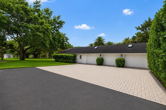 1030 Arabian Drive, Loxahatchee, FL 33470