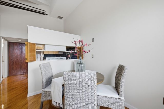 94 Newbury Ave 402, Quincy, MA 02171