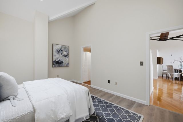 94 Newbury Ave 402, Quincy, MA 02171