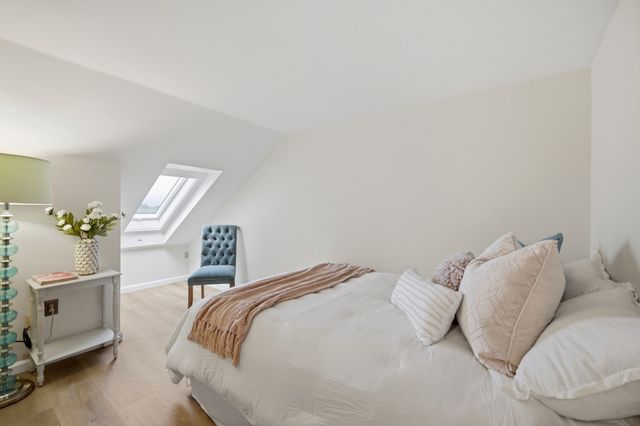 94 Newbury Ave 402, Quincy, MA 02171