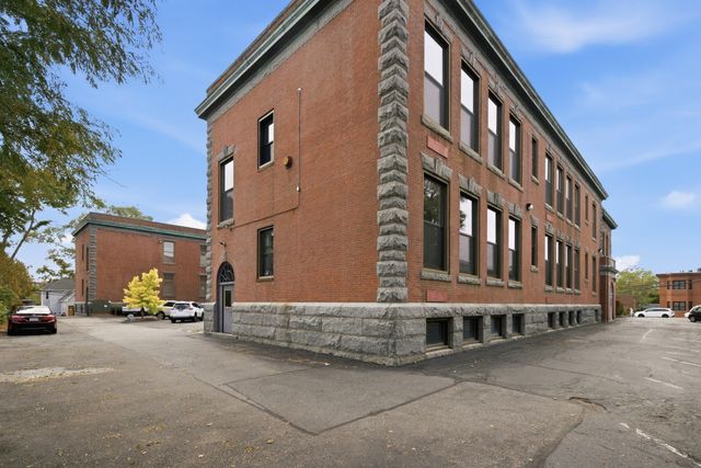 94 Newbury Ave 402, Quincy, MA 02171