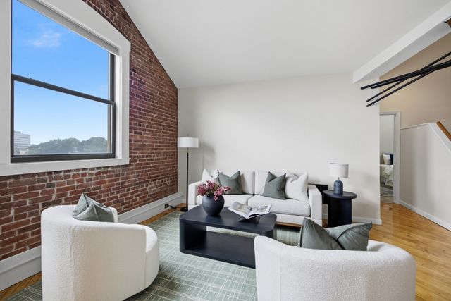 94 Newbury Ave 402, Quincy, MA 02171