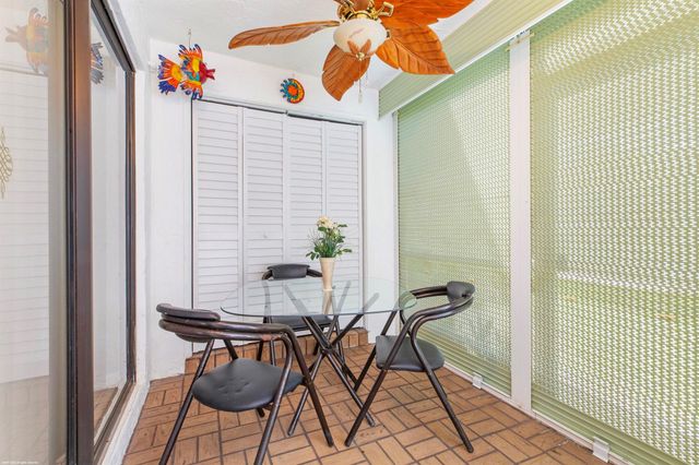 7698 Tahiti Lane 105, Lake Worth, FL 33467