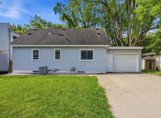 2311 53rd Avenue N, Minneapolis, MN 55430