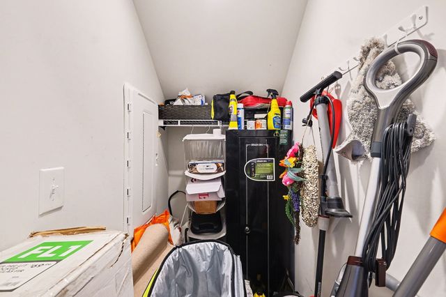 2563 Drumwright Way, Columbia, TN 38401