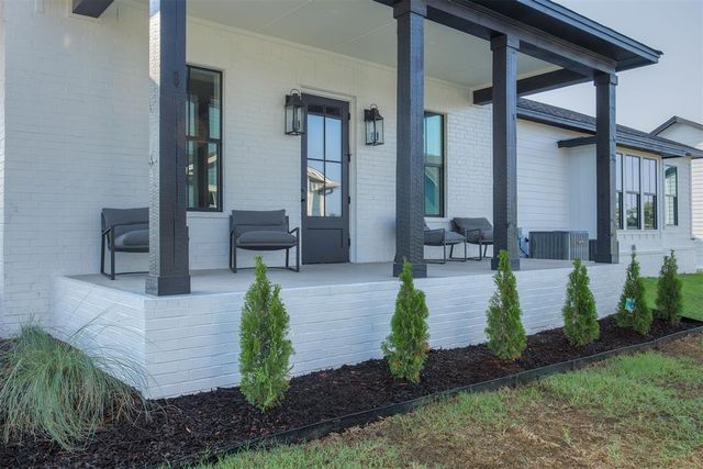 18450 Sweetwater Lane, Norman, OK 73072