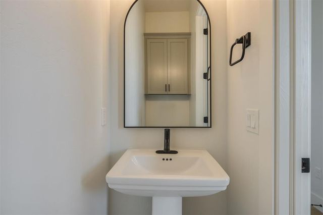 18450 Sweetwater Lane, Norman, OK 73072