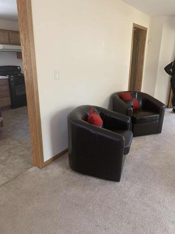 2140 N 27th STREET, Milwaukee, WI 53208