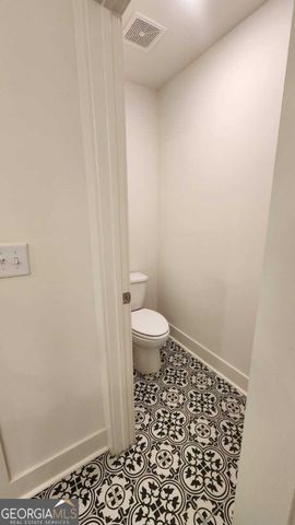 300 Auburn Valley Way, Auburn, GA 30011