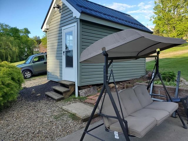 828 Parker Rd, Burgettstown Boro, PA 15021