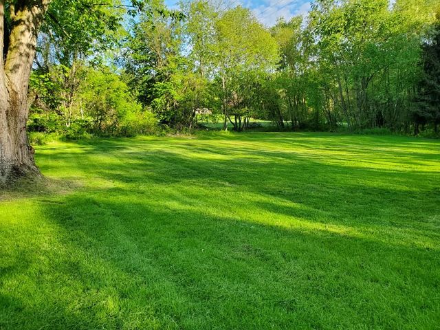 828 Parker Rd, Burgettstown Boro, PA 15021