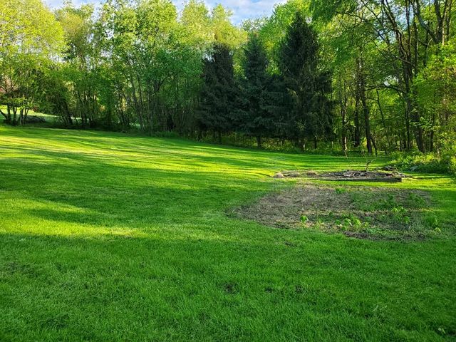 828 Parker Rd, Burgettstown Boro, PA 15021