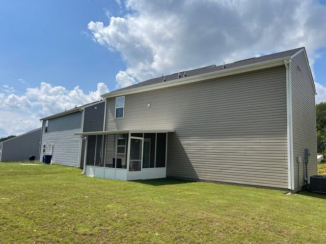 584 Eden Hall Road, Woodruff, SC 29388