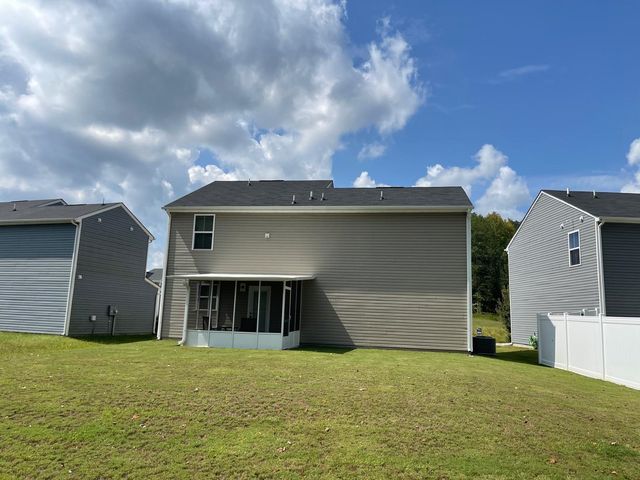 584 Eden Hall Road, Woodruff, SC 29388