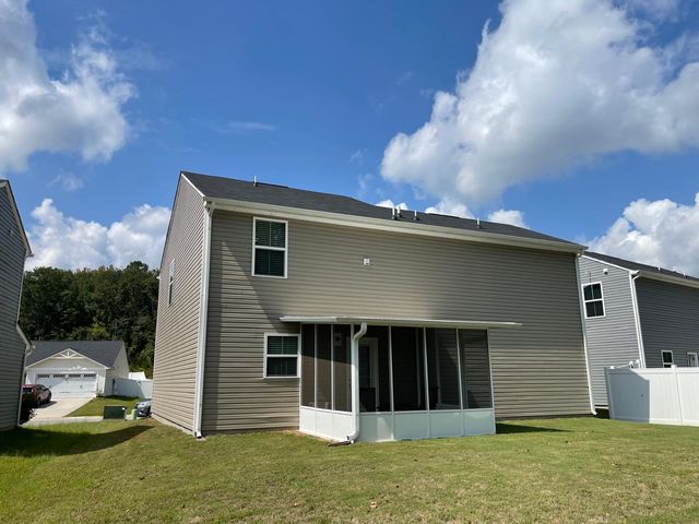 584 Eden Hall Road, Woodruff, SC 29388