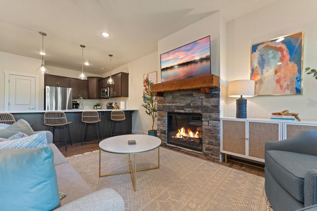 1707 Lake Shore Drive 7, Branson, MO 65616