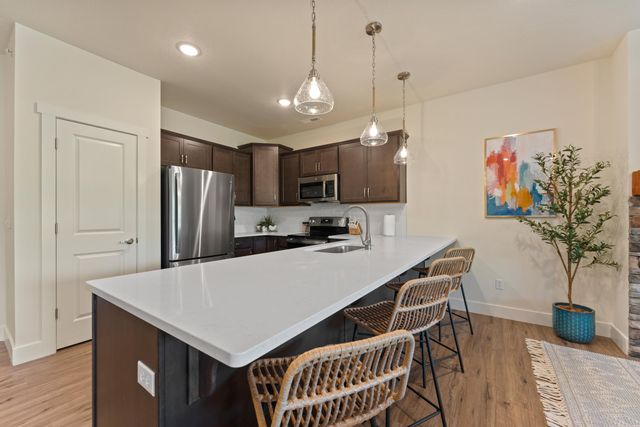 1707 Lake Shore Drive 7, Branson, MO 65616