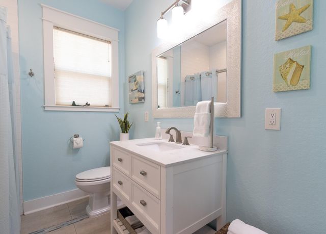 4522 Avenue P, Galveston, TX 77551