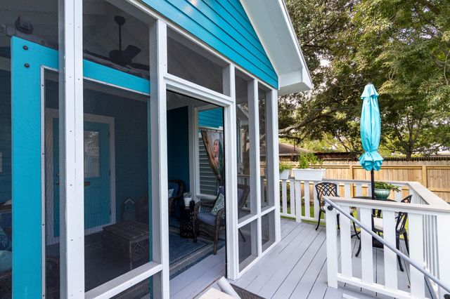 4522 Avenue P, Galveston, TX 77551