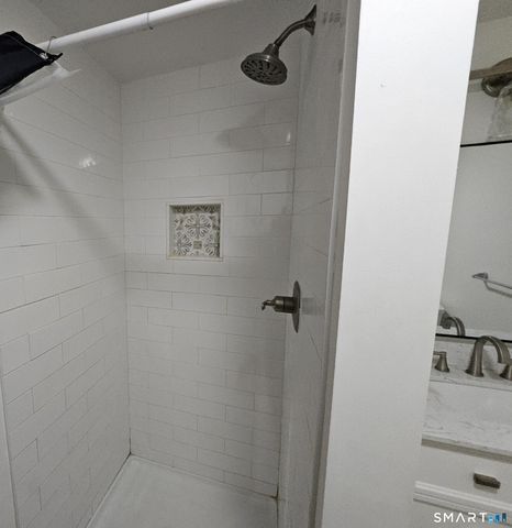 410 Main Street, Southington, CT 06489