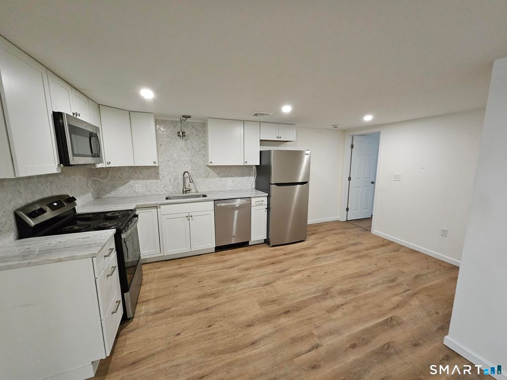 410 Main Street, Southington, CT 06489