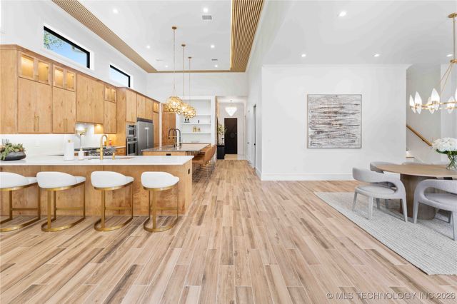 3804 S St Louis Avenue, Tulsa, OK 74105